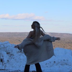 Meet your Posher, Savanna